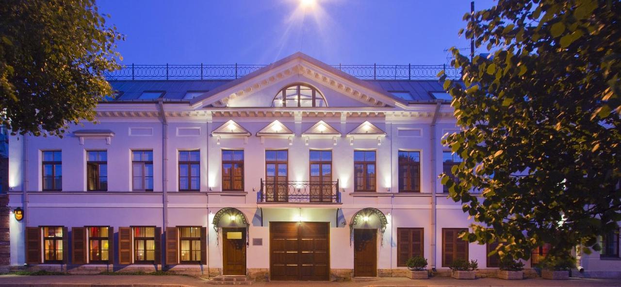 Alexander House Hotell St. Petersburg Eksteriør bilde